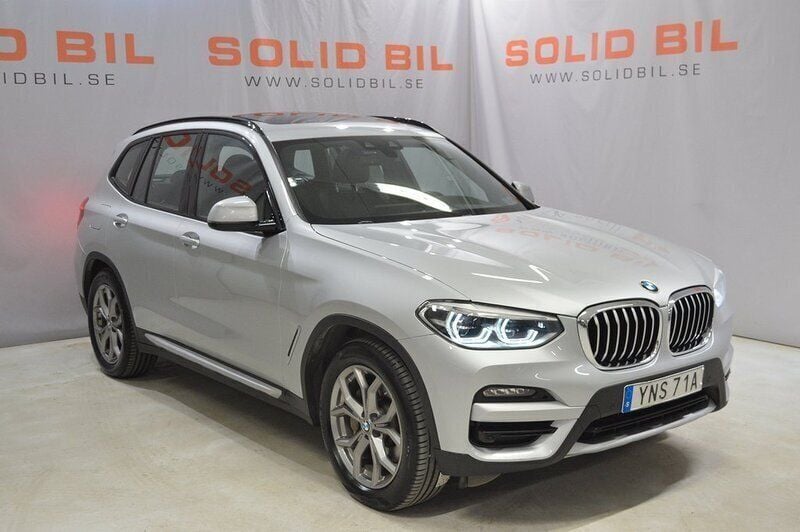 Silver Begagnad 2020 BMW X3 xLine SUV | 319 900 kr (Marknadspris) - Bild 1/4