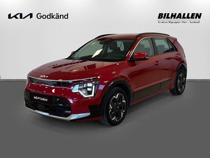 Röd Begagnad 2022 Kia e-Niro SUV | 319 900 kr (Lite dyr) - Bild 1/4