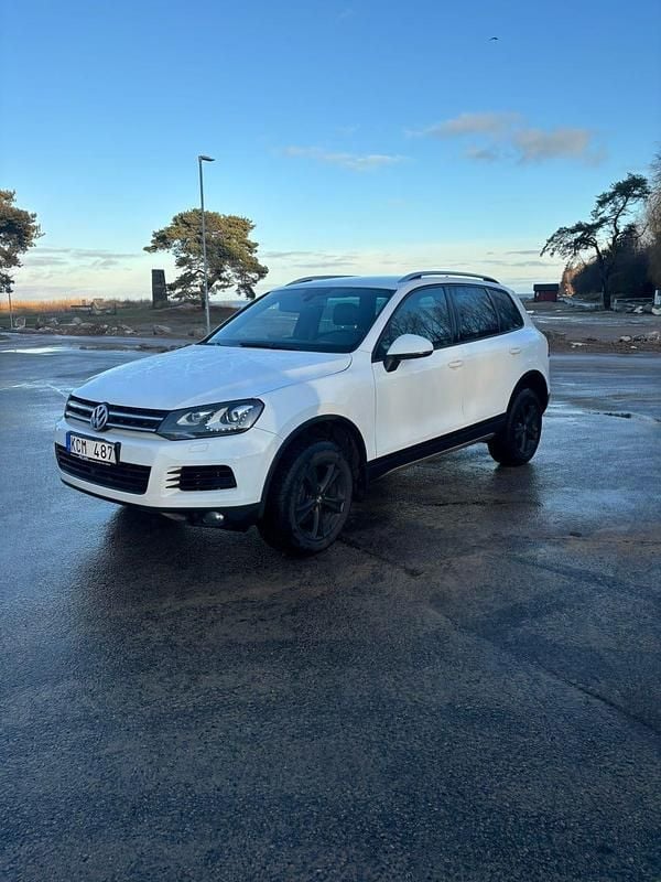 Terrain paket Begagnad 2013 VW Touareg SUV | 93 000 kr (Bra pris) - Bild 1/4