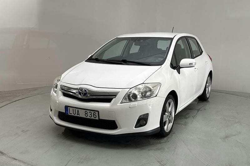 Vit Begagnad 2011 Toyota Auris Comfort | 75 000 kr - Bild 1/4