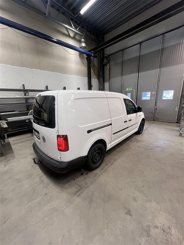 Begagnad VW Caddy Maxi 102 HK (75 kW) 2017 Minibuss