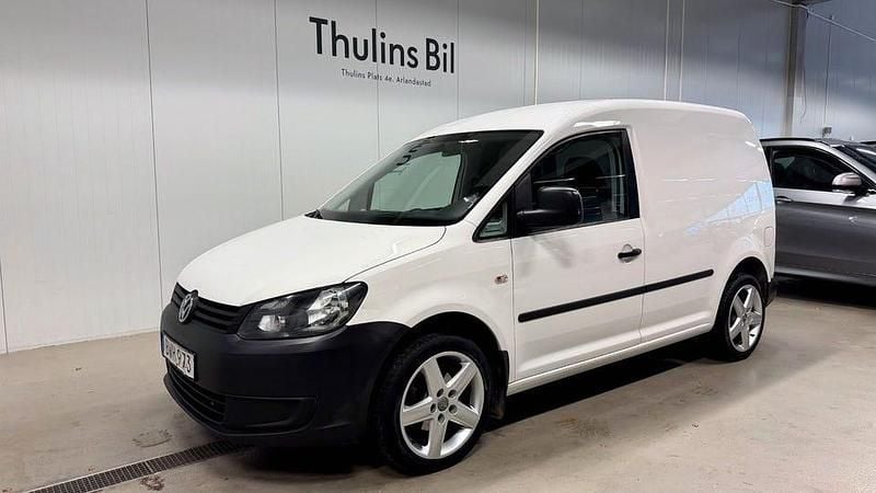 Vit (candyvit) Begagnad 2014 VW Caddy Minibuss | 49 900 kr (Marknadspris) - Bild 1/4