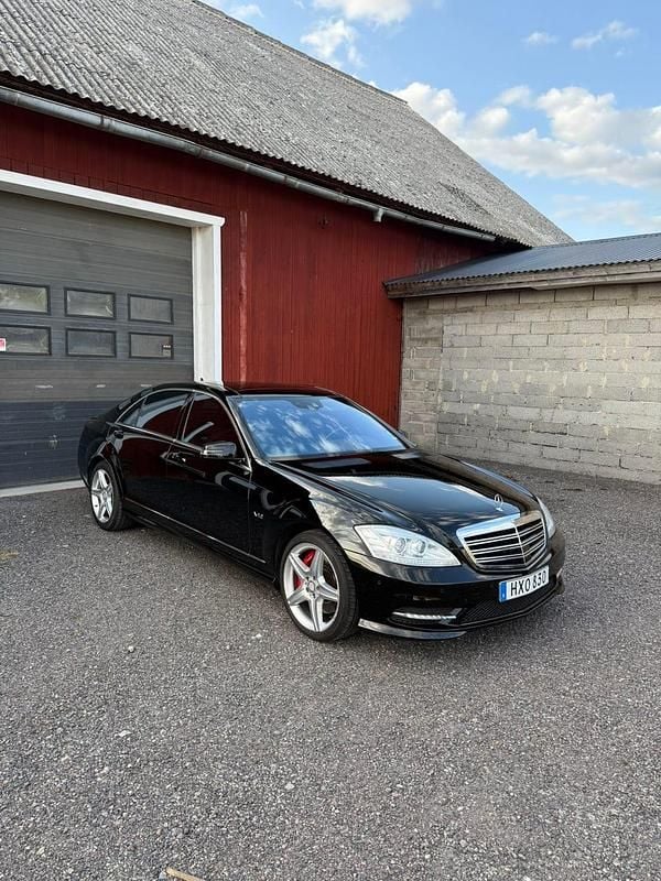 Begagnad 2011 Mercedes S600L Sedan | 315 000 kr - Bild 1/4