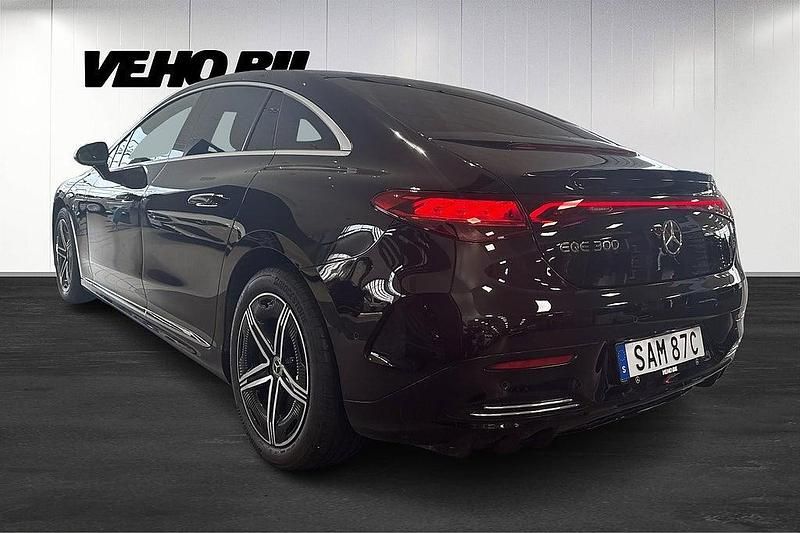 Begagnad Mercedes EQE300 AMG 180 kW (245 HK) 2023 Svart Sedan