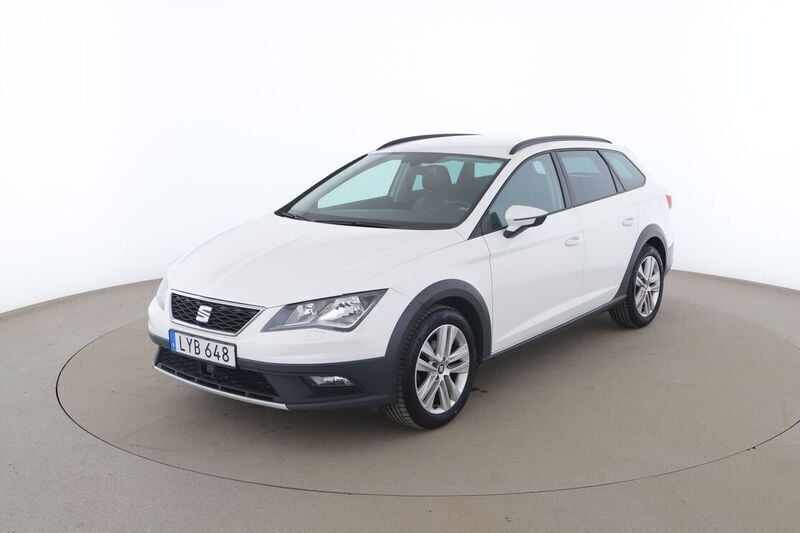 Vit Begagnad 2018 Seat Leon Kombi | 105 000 kr (Marknadspris) - Bild 1/4