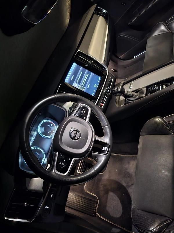 Begagnad Volvo V90 190 HK (139 kW) 2017 Kombi