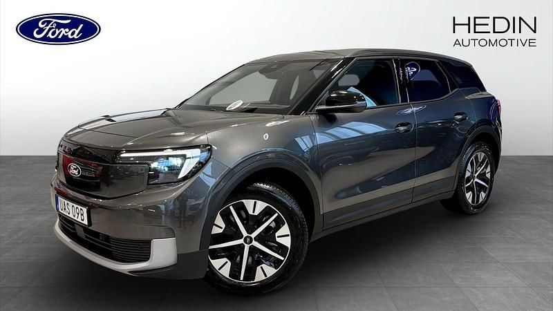 Grå (grey) Ny 2025 Ford Explorer Business Edition SUV | 509 000 kr (Marknadspris) - Bild 1/4