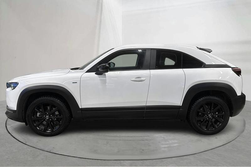 Begagnad Mazda MX30 106 kW (145 HK) 2023 Vit SUV