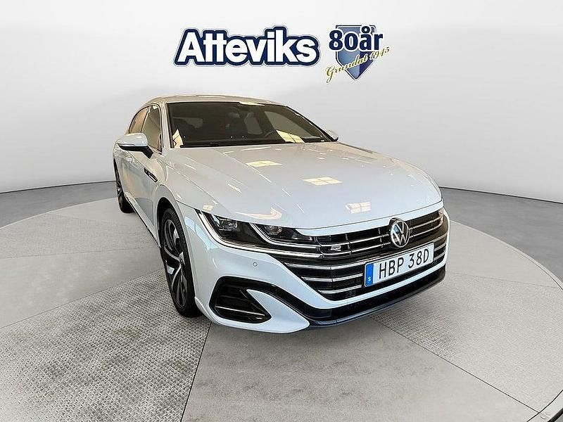 Vit Begagnad 2021 VW Arteon Kombi | 219 000 kr (Marknadspris) - Bild 1/4
