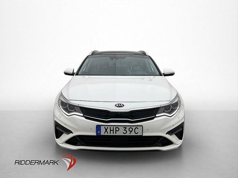 Begagnad Kia Optima Plus 205 HK (150 kW) 2020 Vit Kombi