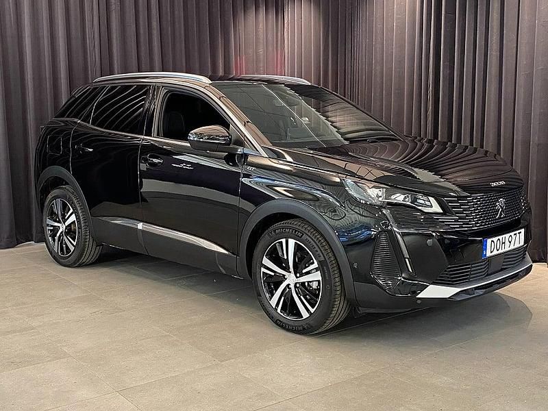 Svart Begagnad 2023 Peugeot 3008 GT SUV | 279 500 kr (Marknadspris) - Bild 1/4