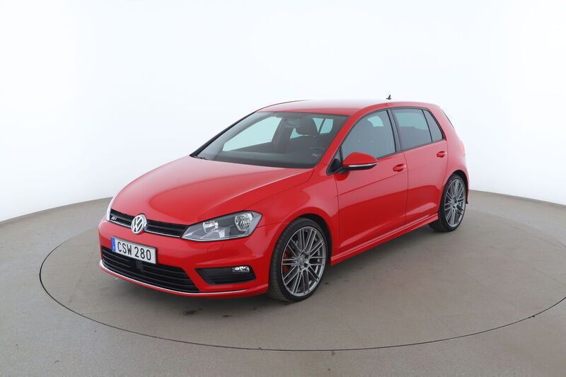 Röd Begagnad 2016 VW Golf VII GT Halvkombi | 177 000 kr (Marknadspris) - Bild 1/4