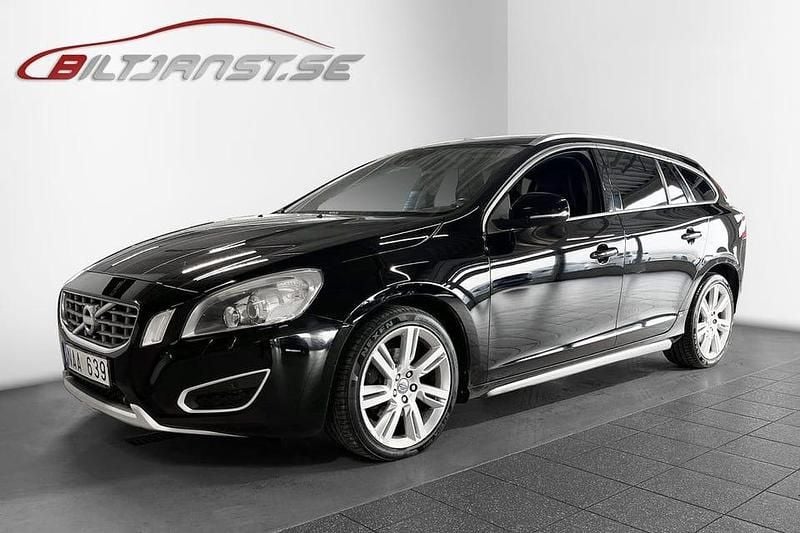 Svart Begagnad 2012 Volvo V60 Summum Kombi | 84 900 kr - Bild 1/4