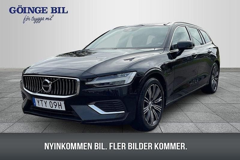 Svart Begagnad 2021 Volvo V60 Inscription Kombi | 299 000 kr (Superpris) - Bild 1/1