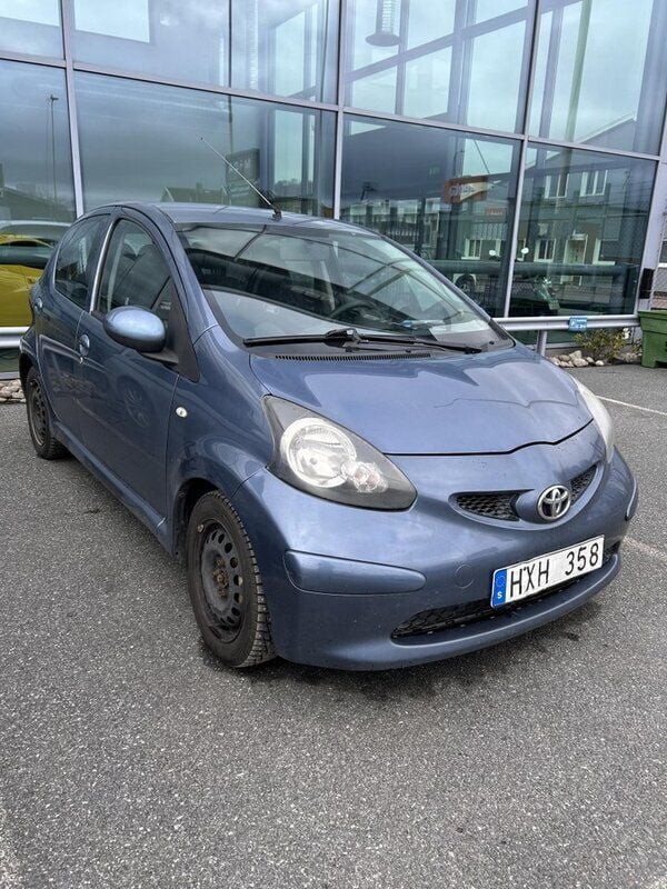 Blå Begagnad 2008 Toyota Aygo Halvkombi | 14 900 kr (Bra pris) - Bild 1/4