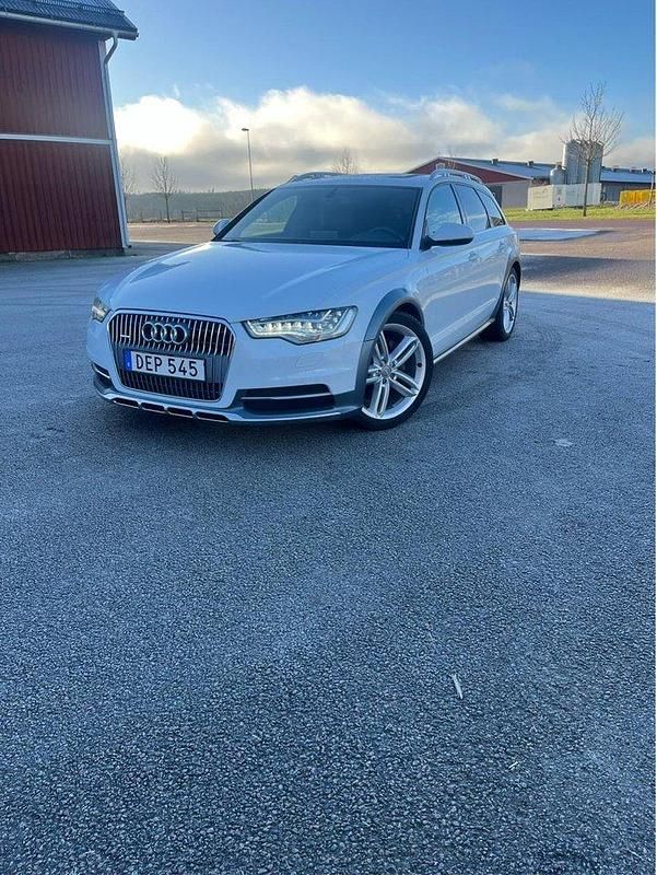 Vit Begagnad 2014 Audi A6 Allroad Kombi | 210 000 kr (Dyr) - Bild 1/4