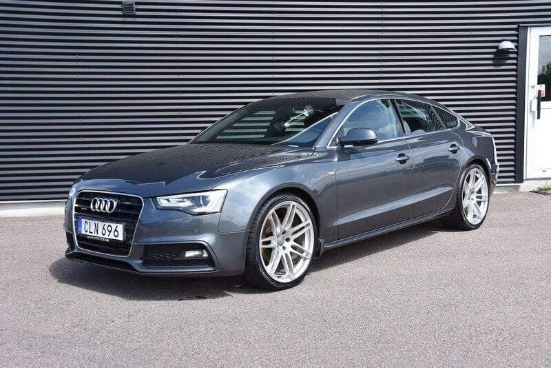 Grå Begagnad 2014 Audi A5 Sportback S-Line Halvkombi | 179 900 kr (Marknadspris) - Bild 1/4