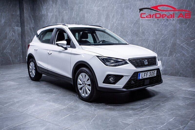 Vit Begagnad 2019 Seat Arona Style SUV | 119 800 kr (Bra pris) - Bild 1/4