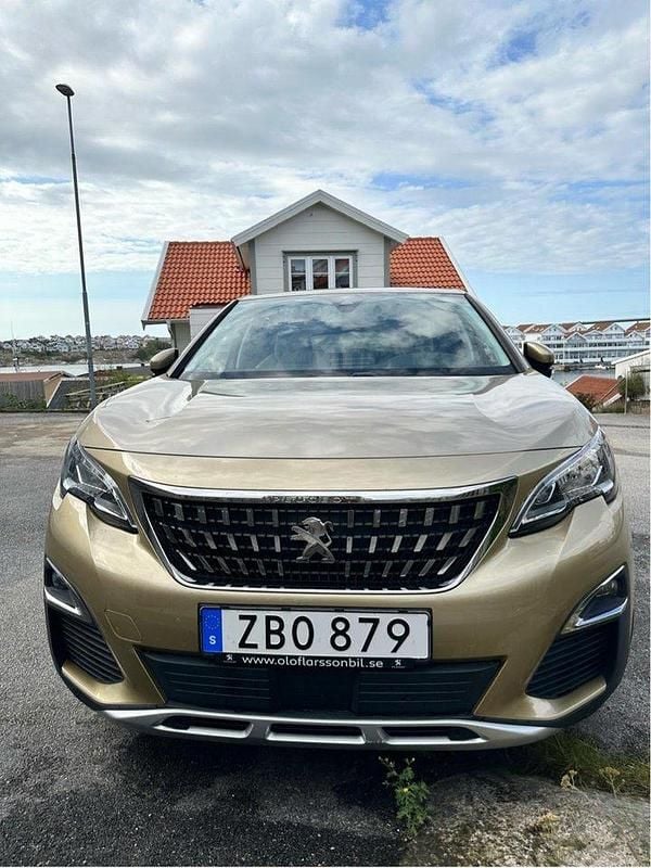 Grön Begagnad 2017 Peugeot 3008 Allure SUV | 169 000 kr (Bra pris) - Bild 1/4