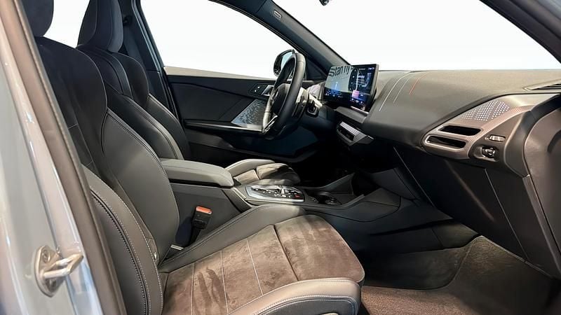 Begagnad BMW 120 M Sport 170 HK (125 kW) 2025 Halvkombi