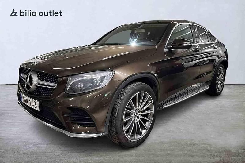 Brun Begagnad 2017 Mercedes GLC220 Sportkupé | 334 900 kr (Marknadspris) - Bild 1/1