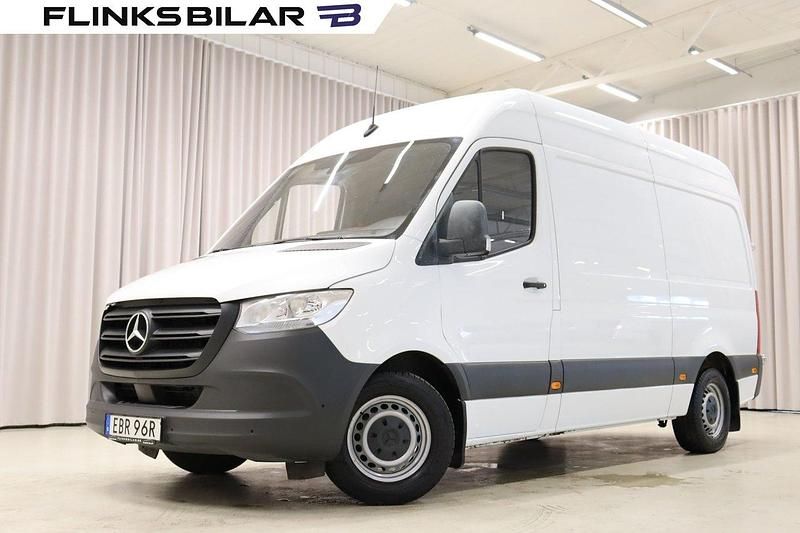 Vit Begagnad 2021 Mercedes Sprinter Van | 319 900 kr (Superpris) - Bild 1/4