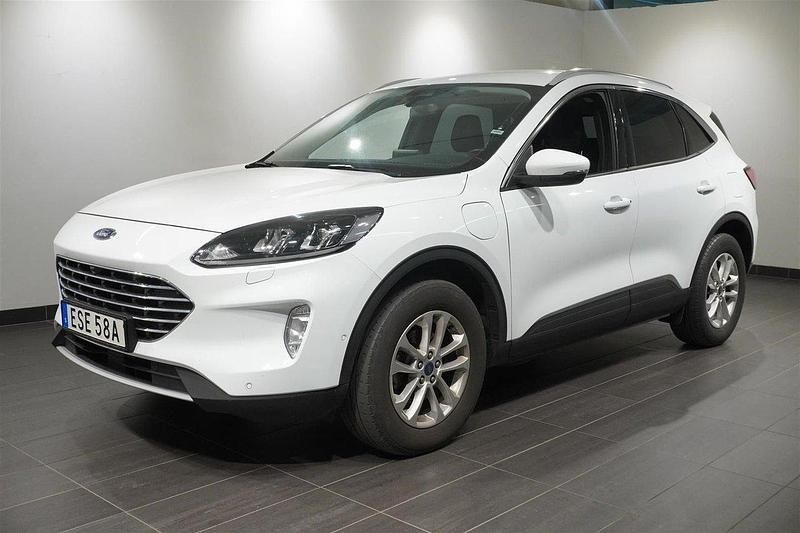 Vit Begagnad 2022 Ford Kuga Titanium SUV | 244 800 kr (Marknadspris) - Bild 1/2