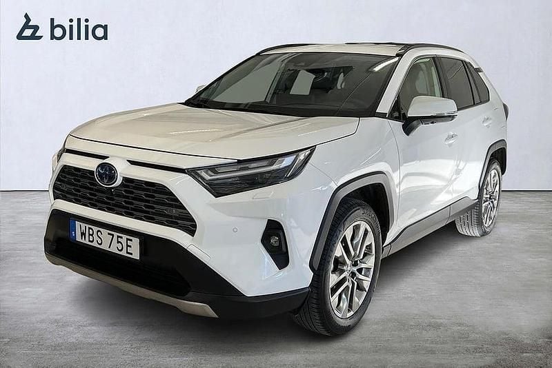 Vit Begagnad 2024 Toyota RAV4 Hybrid Executive SUV | 479 900 kr (Lite dyr) - Bild 1/4