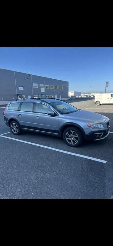 Silver Begagnad 2014 Volvo XC70 Summum SUV | 90 000 kr (Superpris) - Bild 1/1