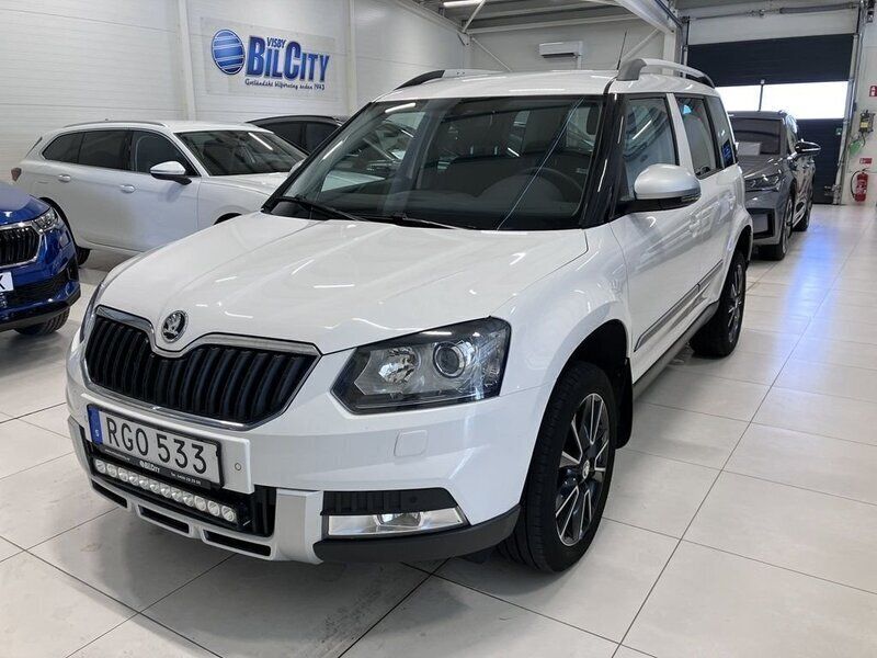 Vit Begagnad 2016 Skoda Yeti Outdoor SUV | 149 900 kr (Superpris) - Bild 1/4
