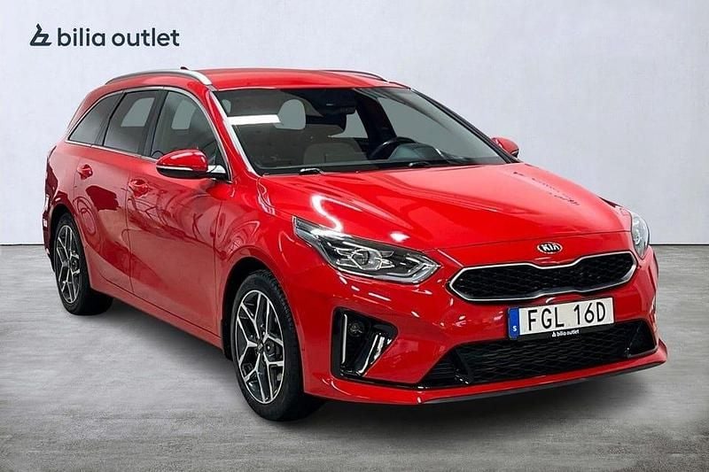 Begagnad Kia Ceed Sportswagon GT-Line 140 HK (102 kW) 2019 Röd Kombi