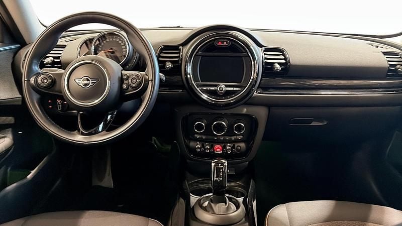 Begagnad Mini Clubman 136 HK (100 kW) 2019 Silver Kombi