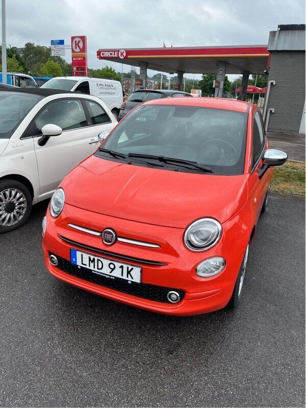 Orange Begagnad 2023 Fiat 500 Halvkombi | 185 000 kr (Dyr) - Bild 1/4