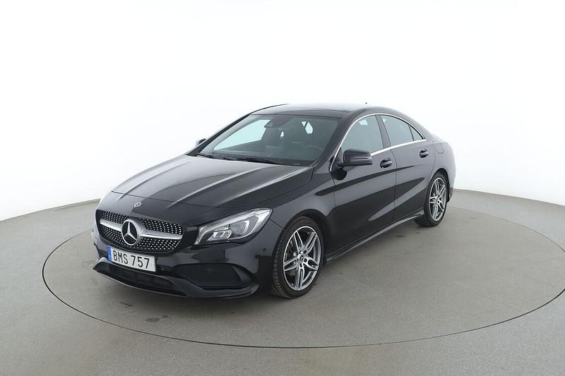 Svart Begagnad 2018 Mercedes CLA180 AMG line Sedan | 230 000 kr (Dyr) - Bild 1/3