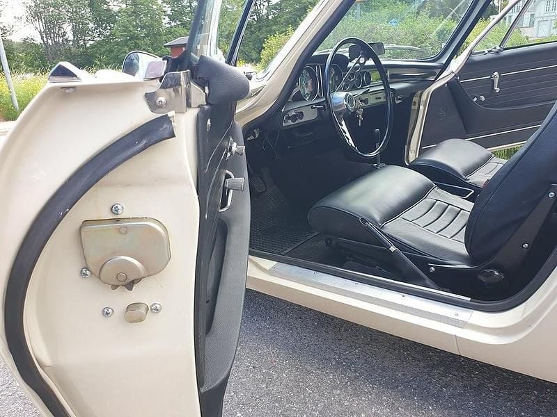 Begagnad Volvo P1800 1966 Sportkupé