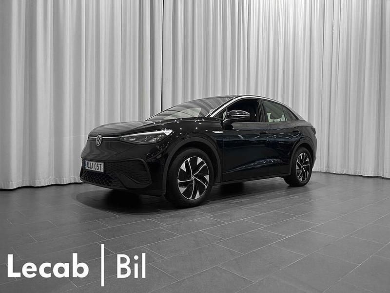 Grenadilla black metallic Begagnad 2023 VW ID.5 Pro Performance SUV | 339 500 kr (Marknadspris) - Bild 1/4