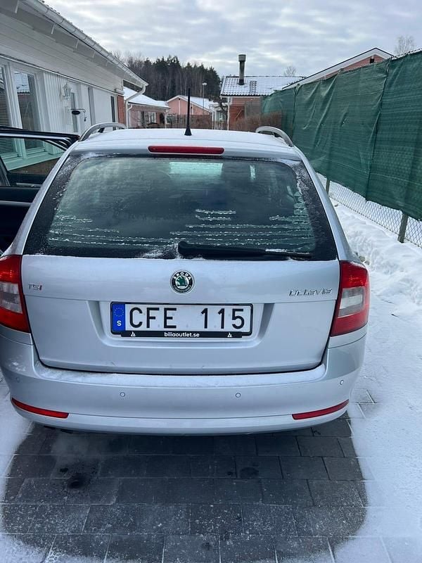 Begagnad Skoda Octavia 160 HK (117 kW) 2012 Kombi