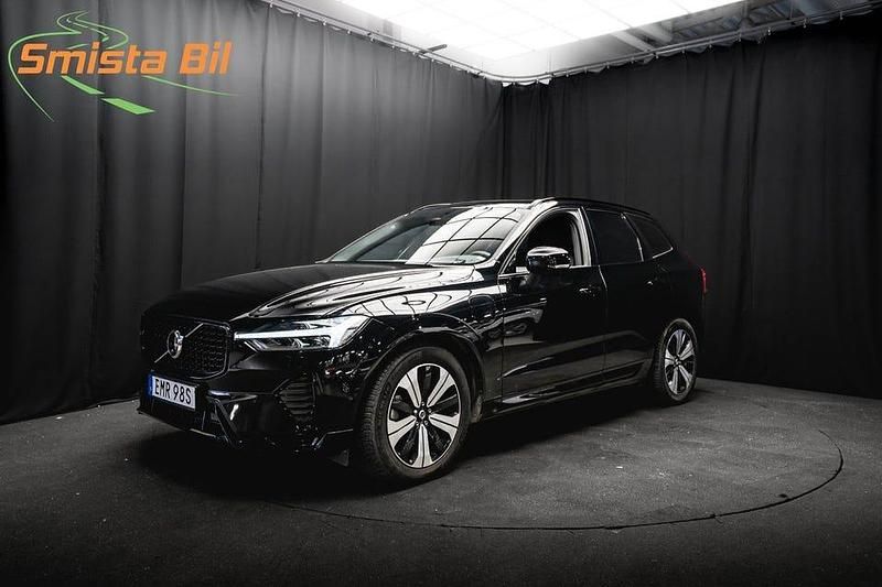 Svart Begagnad 2023 Volvo XC60 Plus SUV | 499 600 kr (Lite dyr) - Bild 1/3