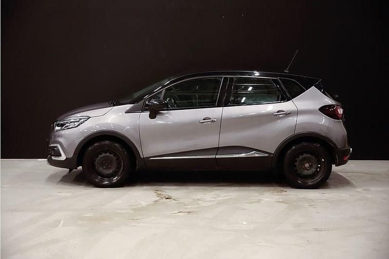 Begagnad Renault Captur Intens 90 HK (66 kW) 2017 Flerfärgad SUV