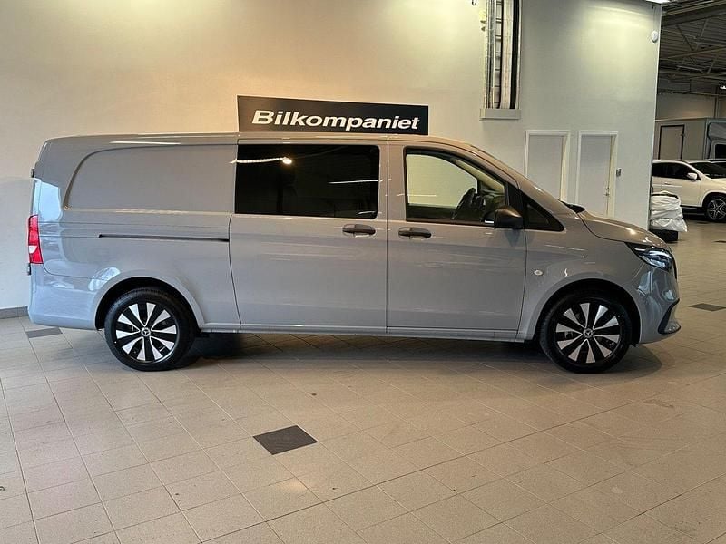 Ny Mercedes Vito 191 HK (140 kW) 2025 Grå Van