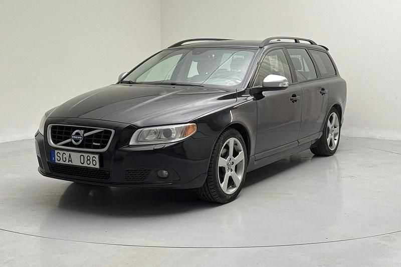 Svart Begagnad 2011 Volvo V70 R-Design Kombi | 68 250 kr (Bra pris) - Bild 1/4