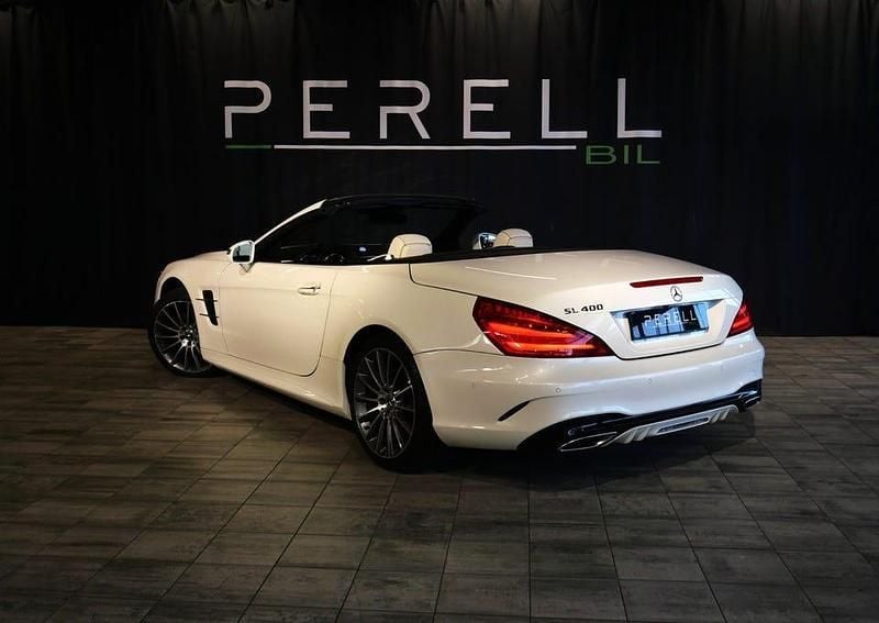 Begagnad Mercedes SL400 AMG line 367 HK (269 kW) 2018 Vit Cab