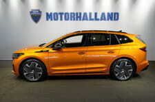Orange Begagnad 2024 Skoda Enyaq iV RS SUV | 539 900 kr (Marknadspris) - Bild 1/4