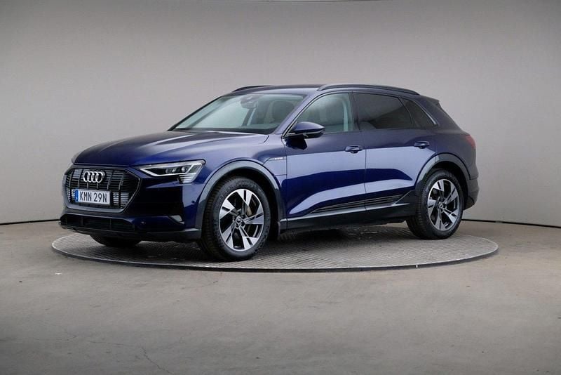 Blå Begagnad 2021 Audi e-tron Proline SUV | 359 000 kr (Bra pris) - Bild 1/4