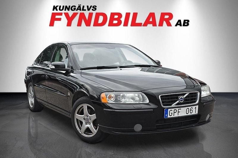 Svart Begagnad 2007 Volvo S60 Momentum Sedan | 39 900 kr (Dyr) - Bild 1/4