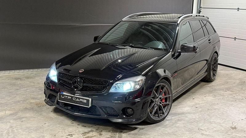 Svart Begagnad 2008 Mercedes C63 AMG AMG Kombi | 289 800 kr (Dyr) - Bild 1/4