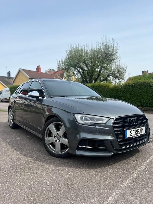 Begagnad 2017 Audi S3 Sportback Halvkombi | 290 000 kr (Lite dyr) - Bild 1/4