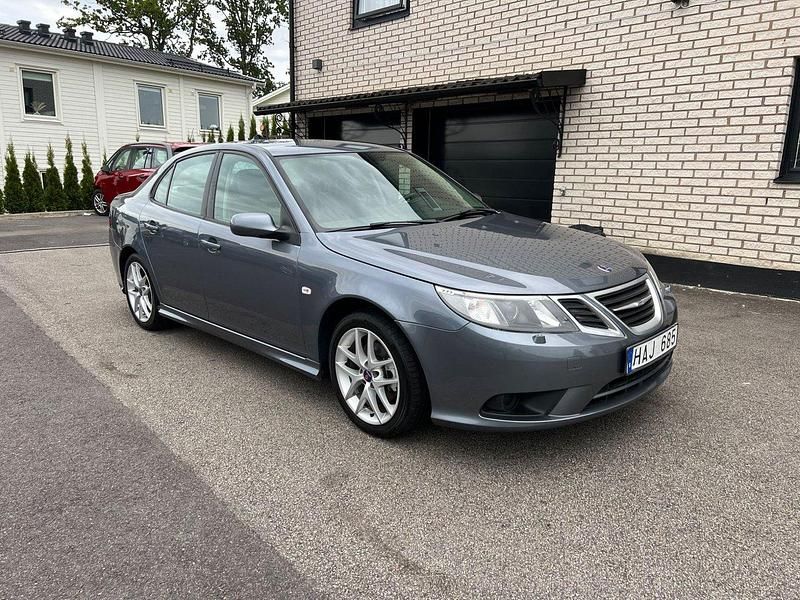 Grå Begagnad 2008 Saab 9-3 Linear Sedan | 49 900 kr (Lite dyr) - Bild 1/4