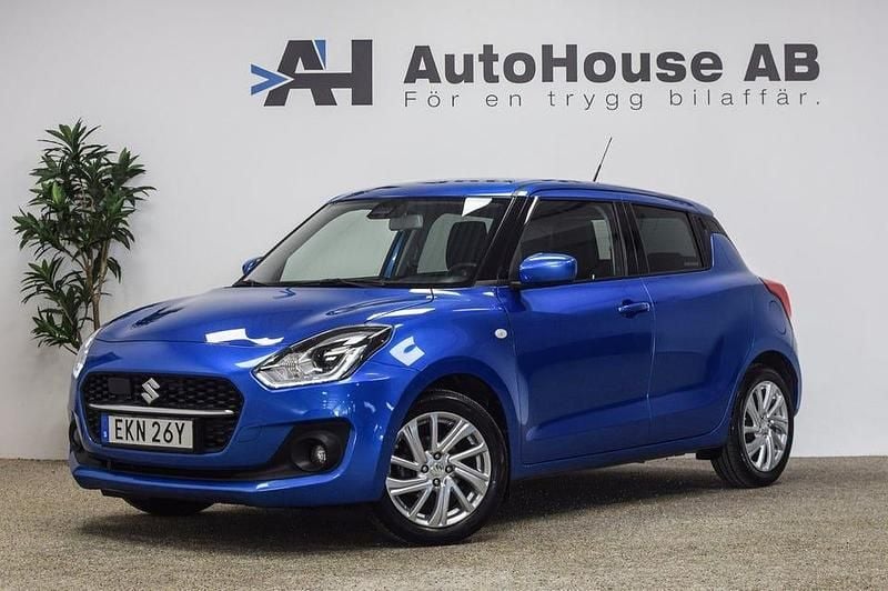 Blå Begagnad 2020 Suzuki Swift Halvkombi | 144 000 kr (Bra pris) - Bild 1/4