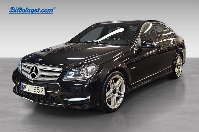 Svart Begagnad 2012 Mercedes C350 Sedan | 177 900 kr (Dyr) - Bild 1/4